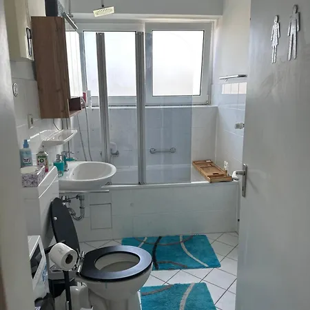 In Budget Free Parking Apartment